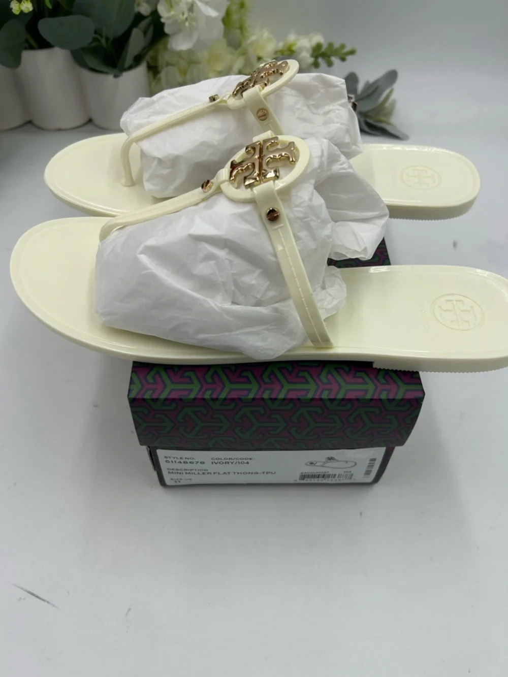 Women's TORY BURCH thong jelly sandals, size 11